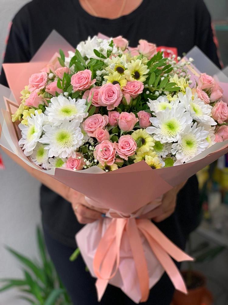 Букет цветов из: Розы и Хризантемы в Ивдели