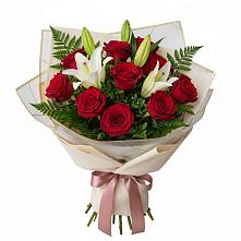 Букет цветов из:  Лилии и Розы #REPLACE_PRED# Ивдели