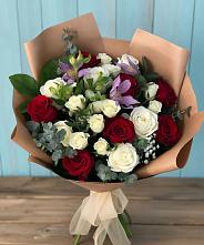 Букет цветов из:  Розы и Альстромерии в Ивдели