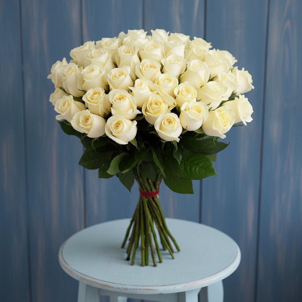 Букет 51 Белая роза Эдлесс Лав в Ивдели