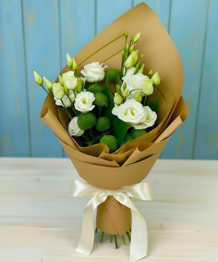 Букет цветов из: Хризантемы и Лизиантусы в Ивдели