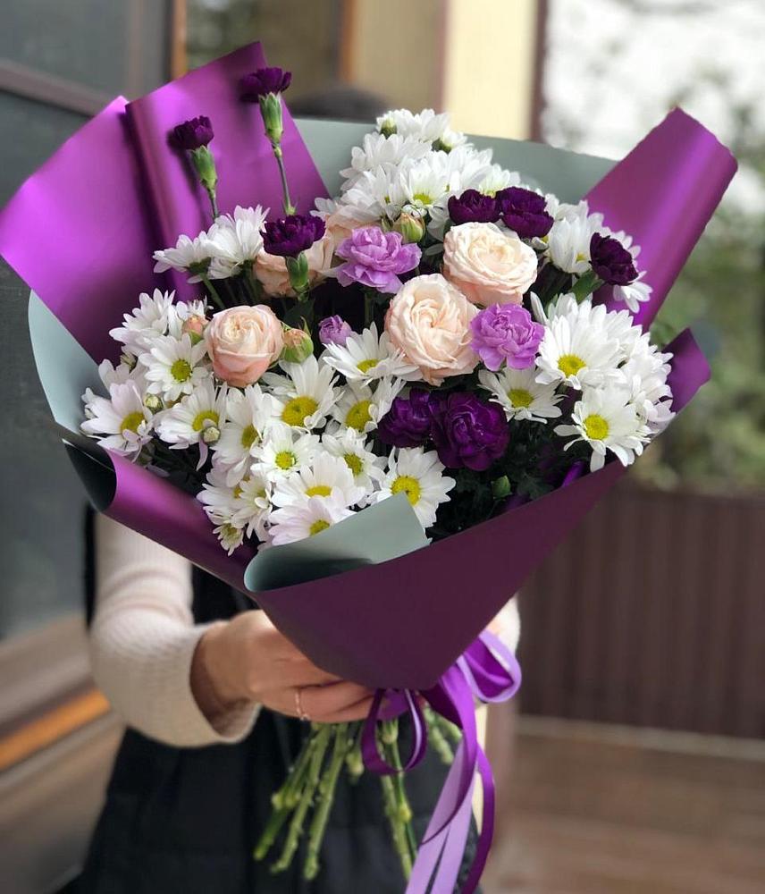 Букет цветов из: Хризантемы, Гвоздики и Розы в Ивдели