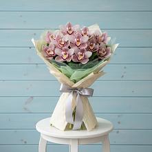 Букет цветов из:  Орхидеи и Розы в Ивдели