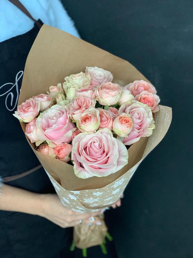 Букет цветов из: Хризантемы и Розы в Ивдели